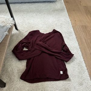 Vuori long sleeve fitted tee